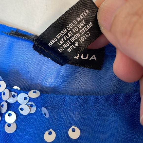 NWT. AQUA Medium Glitter Sequined Kimono Chiffon Dress from Bloomingdale’s! - Picture 4 of 13